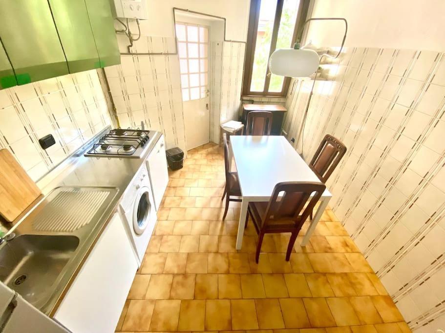 Casa Gramsci Lägenhet Milano Exteriör bild