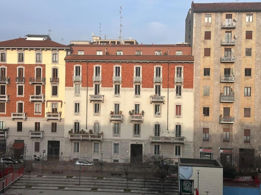 Casa Gramsci Lägenhet Milano Exteriör bild